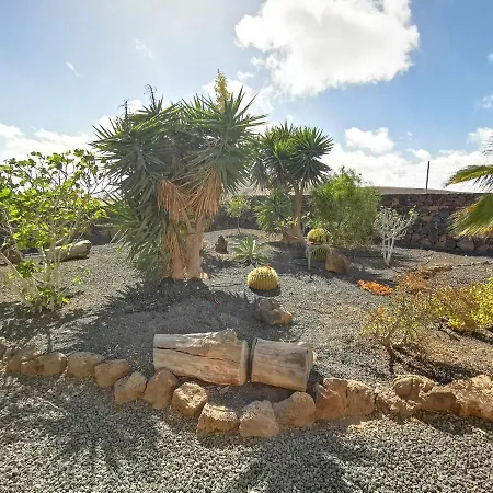 Magic House Villa *